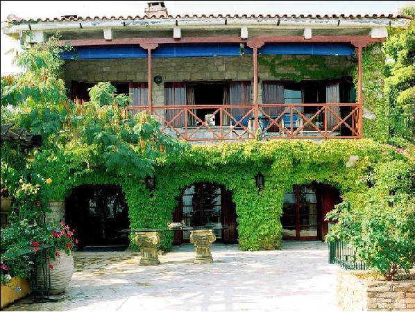 real estate crete