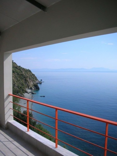 greece real estate
